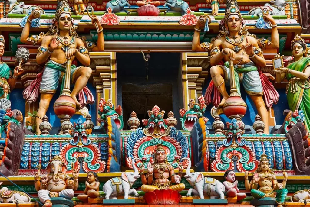 HHPS-Intrepid_Travel-india_chennai_temple-hindu-carvings-1100×735